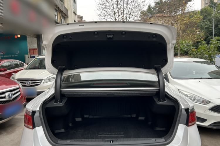 Used Geely Auto Emgrand GT 2021 1.8T Flagship Edition
