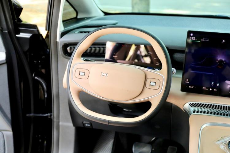 Used XPeng X9 2024 702 Ultra-Long Range Max