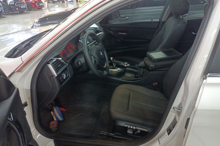 Used BMW 3 Series 2016 320Li Fashion Model
