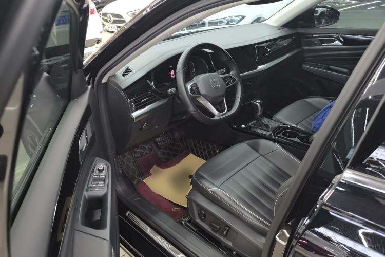 Used Volkswagen Passat 2023 Revised 330TSI Elite Edition
