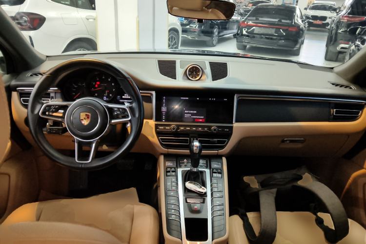 Used Porsche Macan 2018 Macan 2.0T