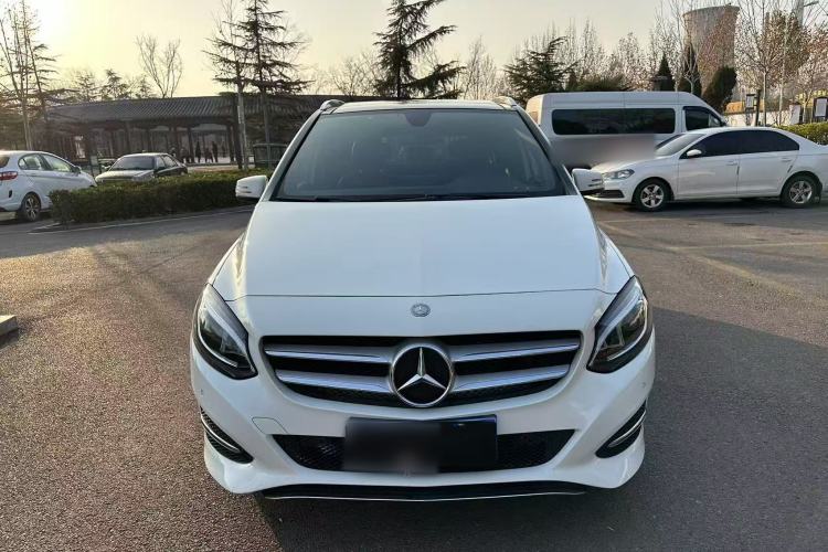 Used Mercedes-Benz B-Class 2015 B 200 Fashion Model
