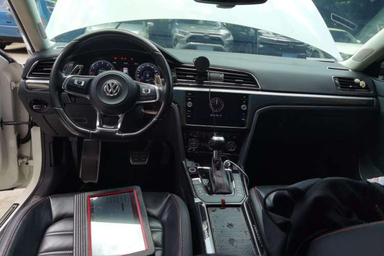 Used Volkswagen Lamando 2015 230TSI DSG Fashion Edition
