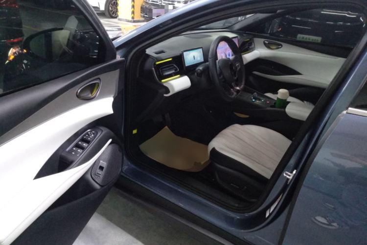 Used BYD Seal 06 New Energy 2024 DM-i 120KM Flagship Model
