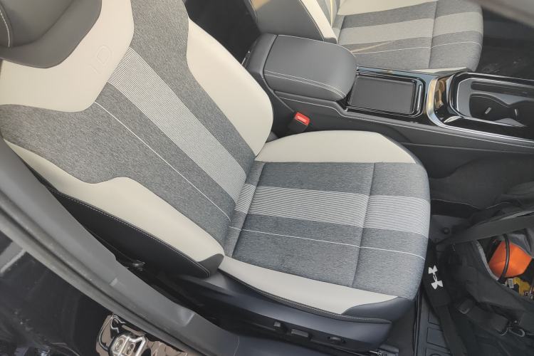 Used Volkswagen ID.4 CROZZ 2024 PURE+ model