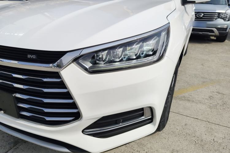 Used BYD Song 2020 Classic Edition 1.5T Automatic Elite Model
