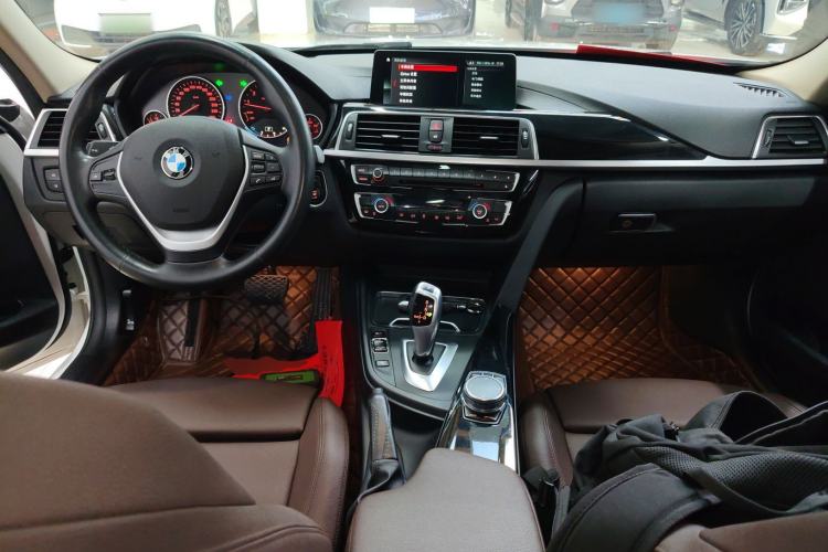 Used BMW 3 Series 2019 320Li Fashion Model
