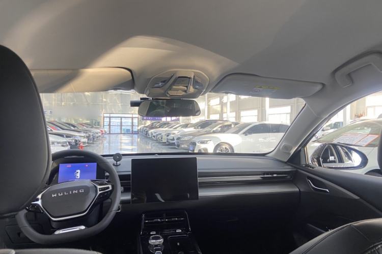 Used Wuling Xingguang 2023 70 Standard Edition
