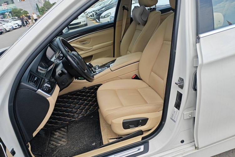 Used BMW 5 Series 2014 525Li Luxury Design Package