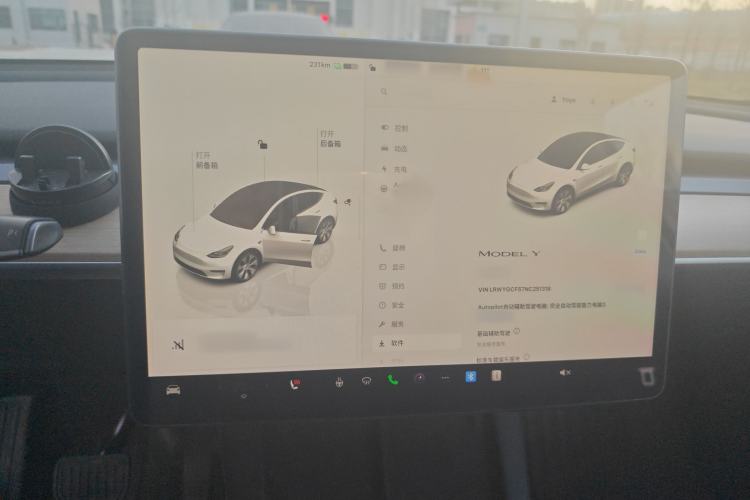 Used Tesla Model Y 2022 Rear-Wheel-Drive Version
