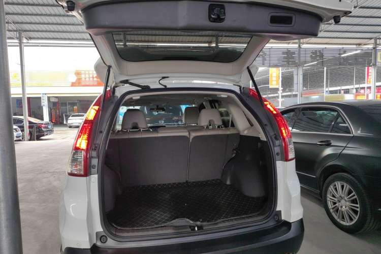 Used Honda CR-V 2013 2.4L Two-Wheel-Drive Luxury Edition
