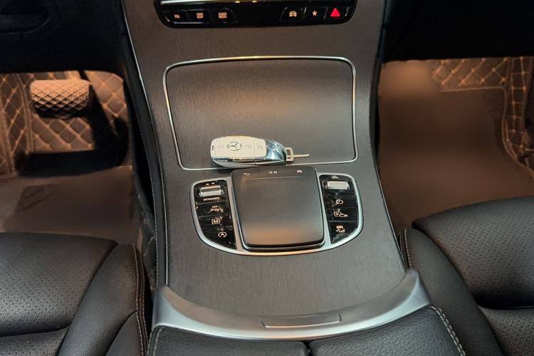 Used Mercedes-Benz GLC Coupe 2020 GLC 300 4MATIC Coupe SUV
