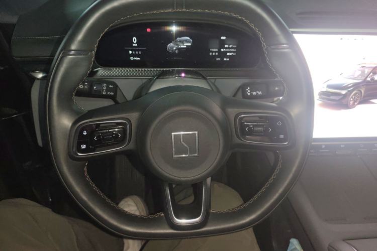 Used Zeekr 7X 2025 75 kWh Rear-Wheel Drive Intelligent Driving Version
