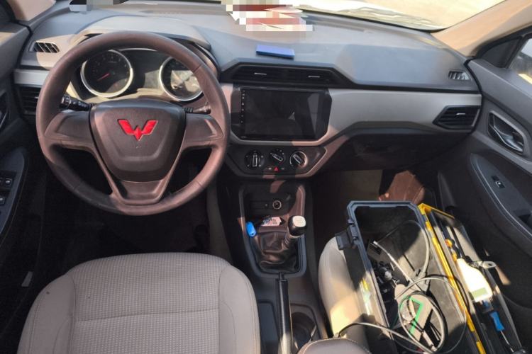 Used Wuling Hongguang 2019 1.5L S Standard Version China VI LAR
