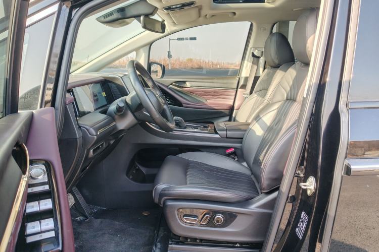 Used GAC Trumpchi M8 2024 Master Series 400T Ultimate Edition
