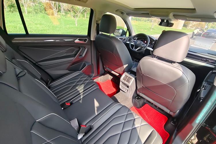 Used Volkswagen Tiguan L 2024 330TSI Automatic Two-Wheel Drive R-Line Enhanced Edition
