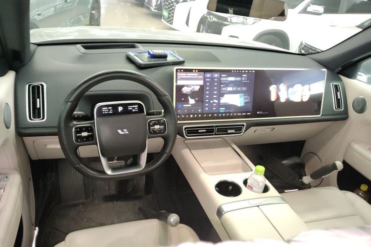 Used Li Auto L9 2022 Max model
