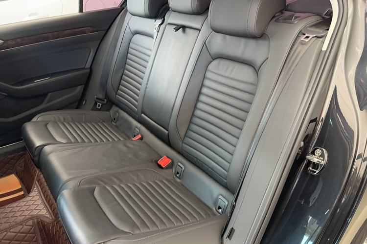 Used Volkswagen Magotan 2019 330TSI DSG Luxury Model China V Standard
