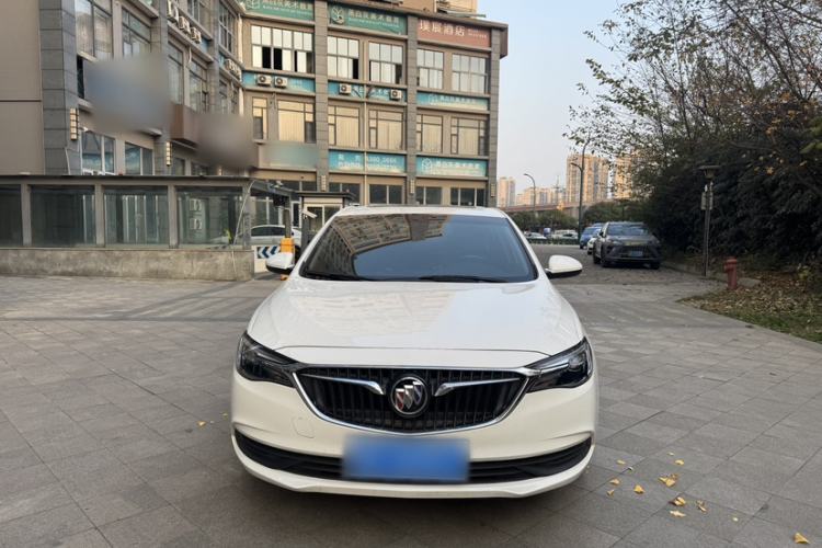 Used Buick GT 2018 18T Automatic Elite Model
