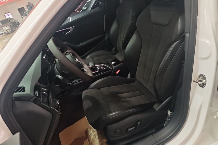 Used Audi A4L 2023 45 TFSI quattro Prestige Dynamic Edition
