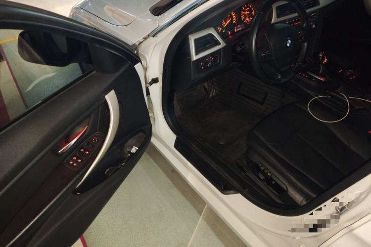 Used BMW 3 Series 2015 320Li Luxury Edition Fashion Model
