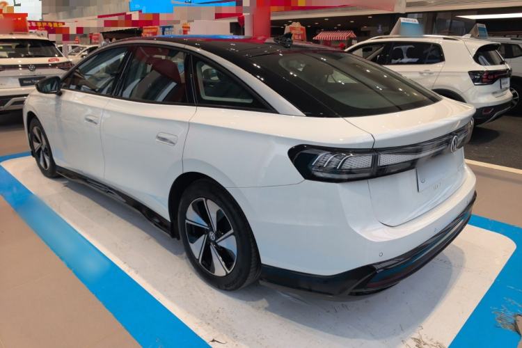 Used Volkswagen ID.7 VIZZION 2024 AIR model