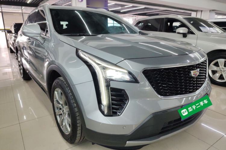 Used Cadillac XT4 2022 28T Two-Wheel-Drive Luxury Version