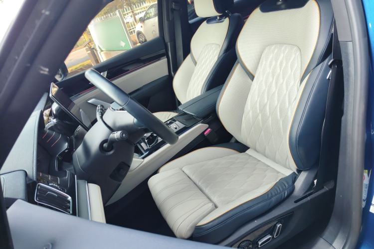 Used BYD Tang New Energy 2022 EV 635 km All-Wheel-Drive Flagship Model
