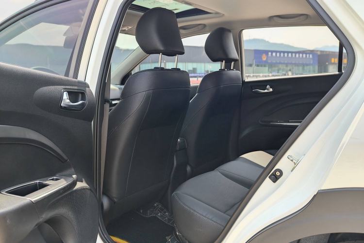 Used Kia Stonic 2019 1.4L Automatic Fun Edition China VI
