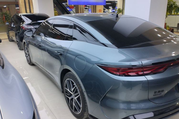 Used BYD Han L 2025 DM-p Four-Wheel-Drive LiDAR Flagship Model
