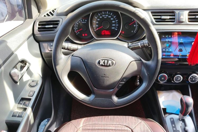 Used Kia K2 2015 Sedan 1.4L Automatic GLS
