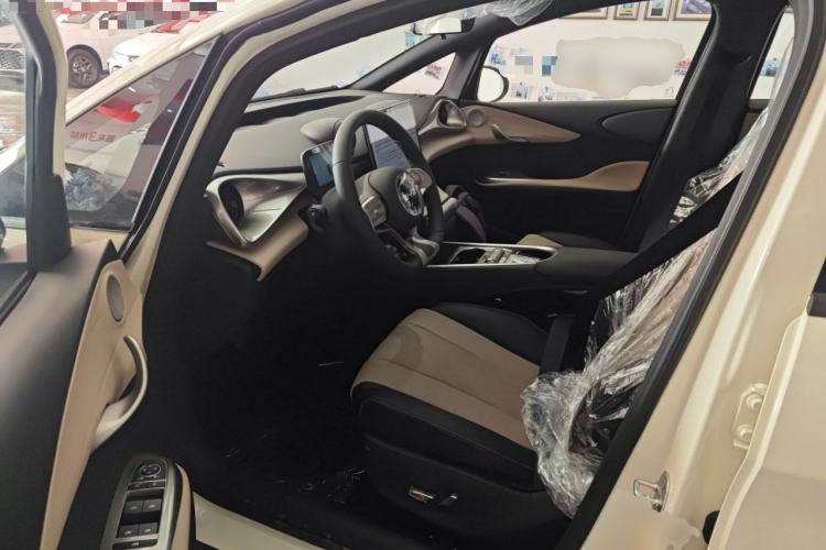 Used BYD Dolphin 2025 420km Free Edition
