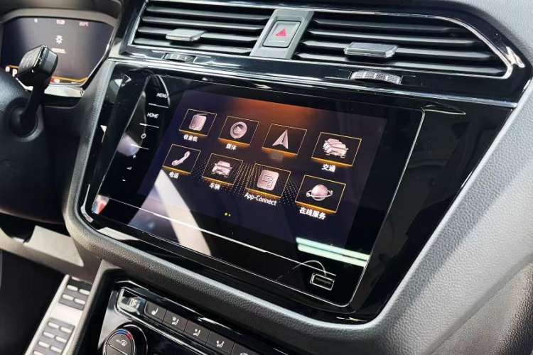 Used Volkswagen Tiguan L 2021 330TSI Automatic Two-Wheel Drive R-Line Enhanced Edition
