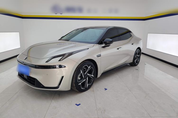 Used Lynk & Co 07 2024 EM-P 126 Long-Range Halo
