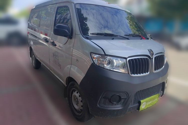 Used Jinbei Hiace X30 2023 1.5L Super-Enjoyment Van 2/5 Seats Non-Air-Conditioned Version SWC15M
