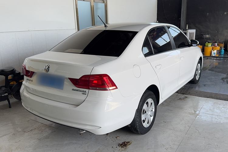 Used Volkswagen Santana 2016 1.6L Manual Fashion Edition
