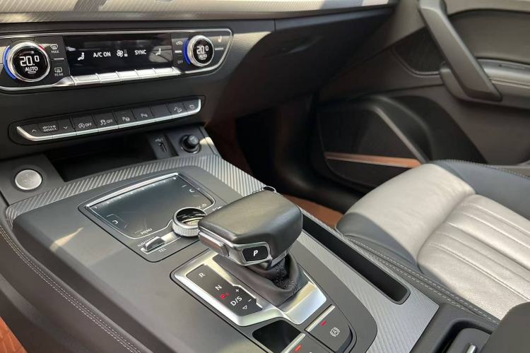 Used Audi Q5L 2020 45 TFSI Prestige Fashion Model
