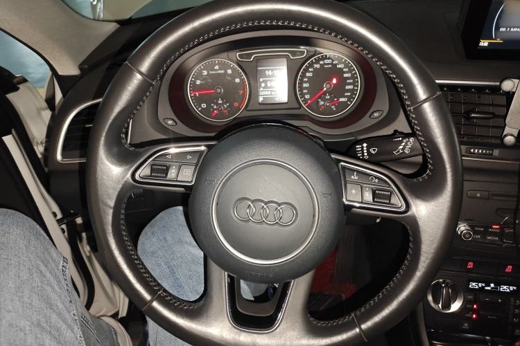 Used Audi Q3 2015 30 TFSI Comfort Model