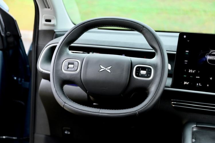 Used XPeng G6 2023 580 Long-Range Pro
