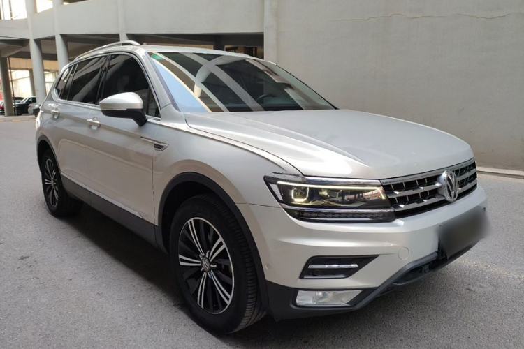 Used Volkswagen Tiguan L 2017 330TSI Automatic Two-Wheel Drive Flagship Edition
