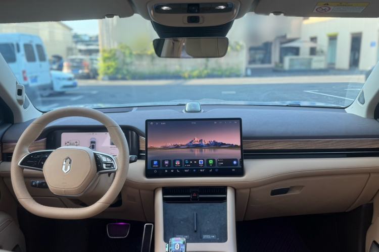 Used Hima AITO M7 2024 1.5T Rear-Drive Plus Version 5 Seats
