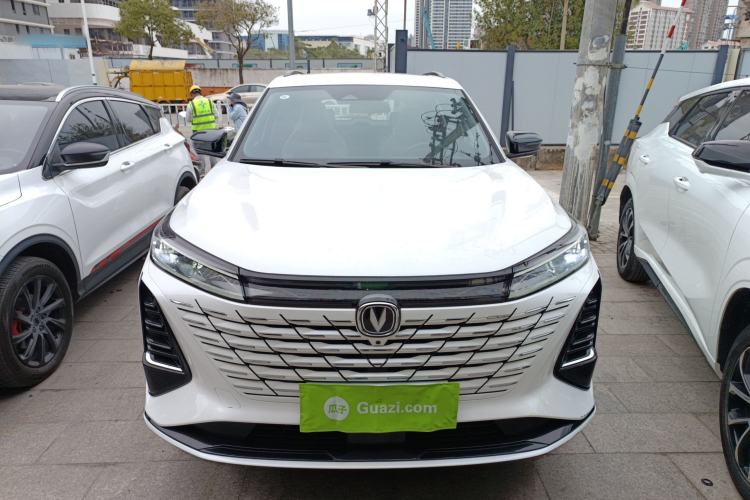 Used Changan CS75 PLUS 2024 3rd Generation Champion Edition 1.5T Intelligent Drive Dynamic Model
