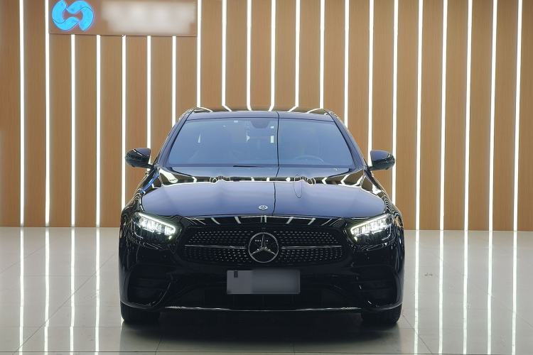 Used Mercedes-Benz E-Class 2021 E 300 L Sporty and Stylish Model
