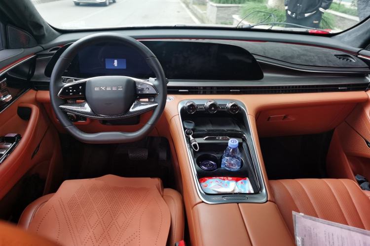 Used  Lingyun 2025 400T Four-Wheel Drive Star Prestige Edition
