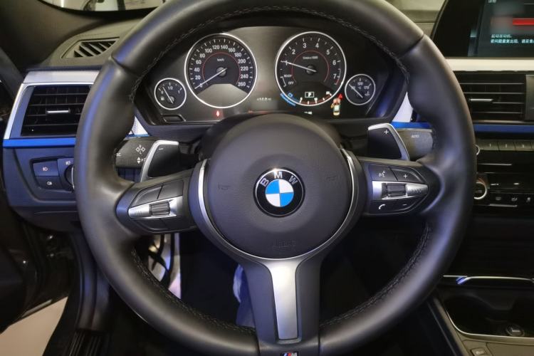 Used BMW 3 Series 2018 320i M Sport Package
