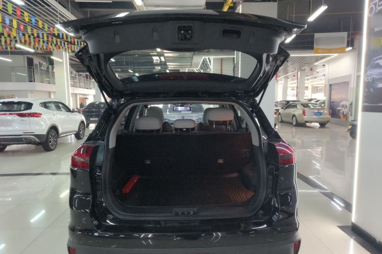 Used Geely Auto Emgrand X7 Sport 2022 1.8TD DCT Zhiya Trim