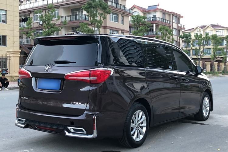 Used Buick GL8 2017 ES 28T Comfort Model China V Standard
