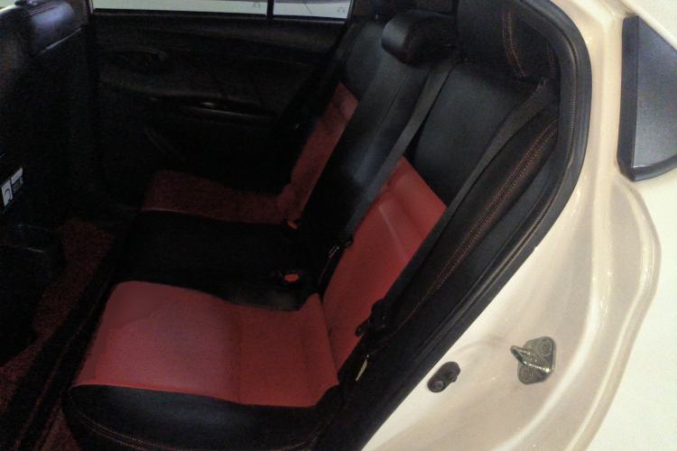 Used Toyota YARiS L 2019 1.5E CVT Dynamic Edition China VI compliant