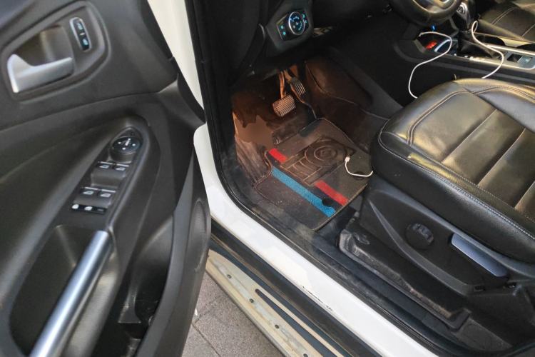 Used Ford Kuga 2018 EcoBoost 180 Two-Wheel-Drive Platinum Edition