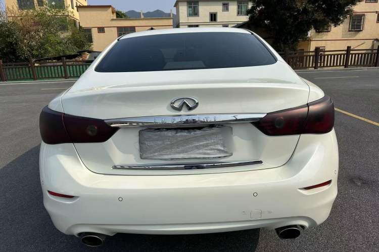 Used Infiniti Q50L 2016 2.0T Comfort Edition
